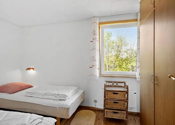 Dom wakacyjny 3 Bedroom Beautiful In *