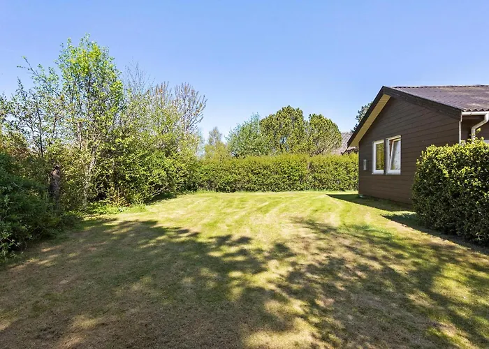 3 Bedroom Beautiful In Hesselager